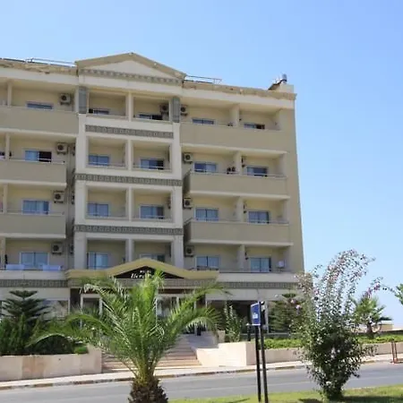 Town מלון סייד