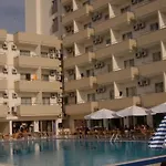 Town Ξενοδοχείο