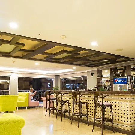 Town Hotel 4*