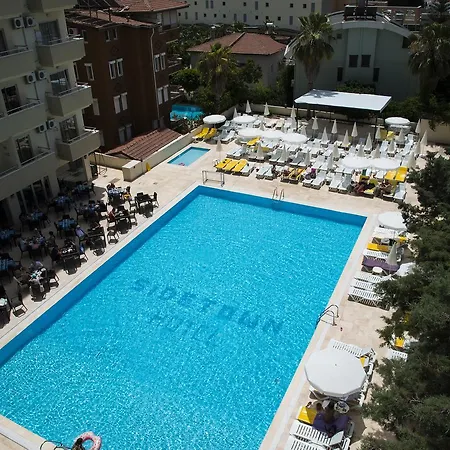 Hotel Town 4*
