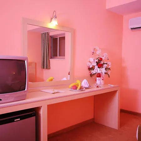 Hotel Town 4*